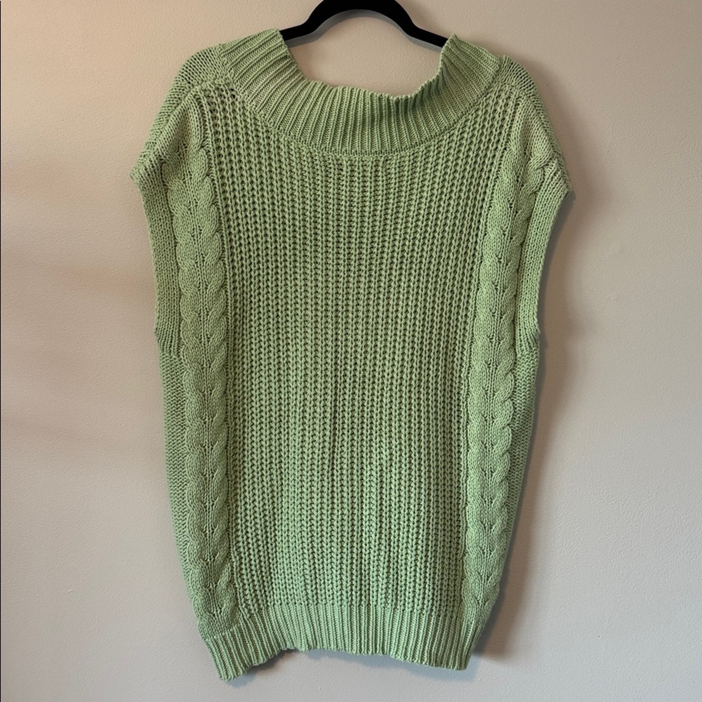 Elan Green Sweater Vest - Picture 4 of 4